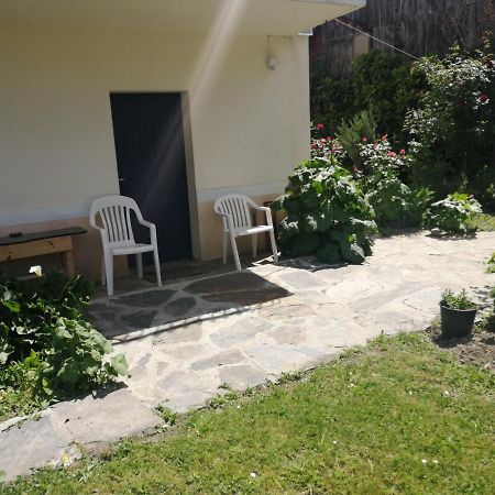 Les Rosiers Panzió Bagnères-de-Luchon Kültér fotó